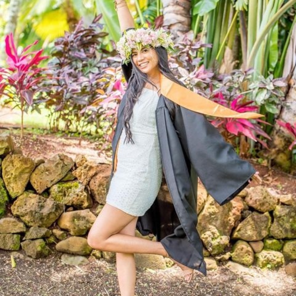 Meet your Posher, Jona